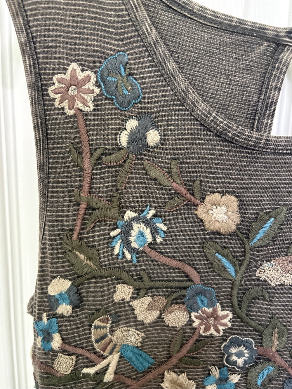 Coldwater Creek Floral Embroidered Striped Sleeveless Maxi Dress BOHO Beach - Picture 6 of 16